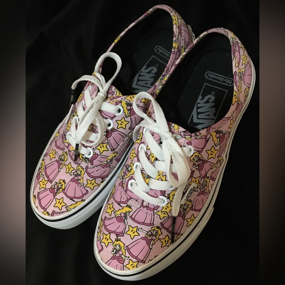 Vans - Unisex Limited Edition Princess Peach Sneakers - Womens 6.5 - Mens 5